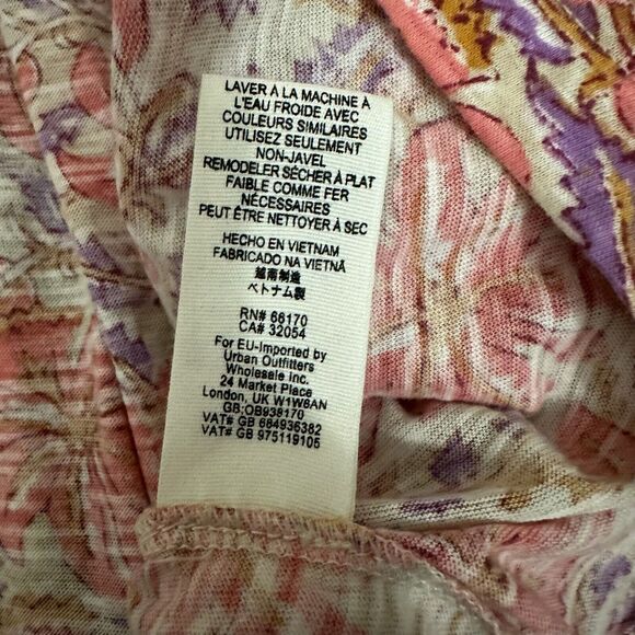 FREE PEOPLE Leilani Cropped Tee Boxy Multi Floral Print Crochet Trim - Picture 10 of 11